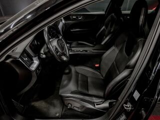 Volvo XC60 D4 Momentum 2.0 140kW