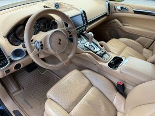 Porsche Cayenne 3.0 180кВ