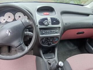 Peugeot 206 1.4 55kW