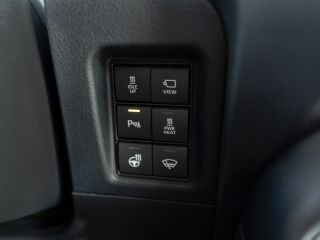 Toyota Land Cruiser Premium N1 2.8 150кВ
