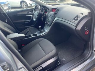 Opel Insignia 2.0 118kW