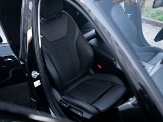 BMW 330 xDrive 2.0 215kW