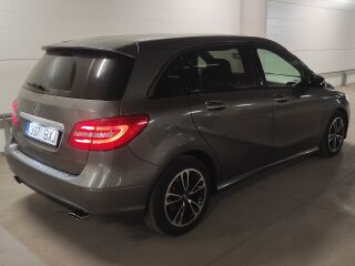Mercedes-Benz B 180 Sports/Night package 1.8 80кВ