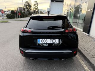 Peugeot 2008 Allure PureTech 130 AT8 1.2 96kW