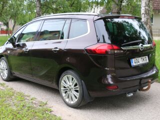 Opel Zafira Tourer Elegance 2.0 R4 TDI 96kW