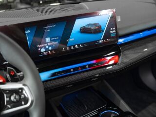BMW M5 Touring xDrive G99 Plug-in Hybrid 4.4 535кВ