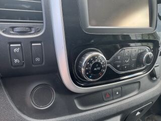 Renault Trafic N1 1.6 92кВ