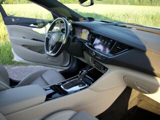 Opel Insignia OPC-line 1.5 121kW