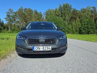 Skoda Octavia Elegance plus 2.0 110kW