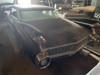Cadillac DeVille 6.4 V8 242kW