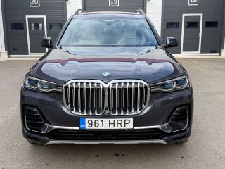 BMW X7 Individual 3.0 195kW