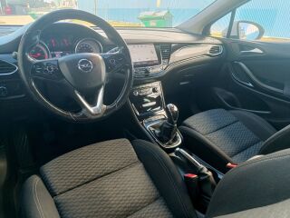 Opel Astra Sports Tourer+ 1.6 81кВ