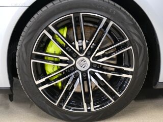 Porsche Panamera 4 E-Hybrid SportChrono 2.9 V6 340kW