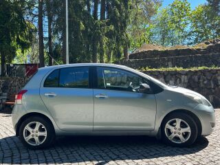 Toyota Yaris 1.3 73кВ