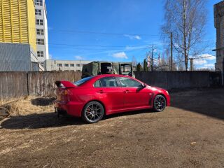 Mitsubishi Lancer Evolution 2.0 217kW