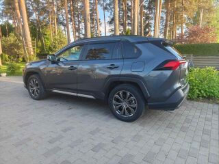 Toyota RAV4 2.5 131kW