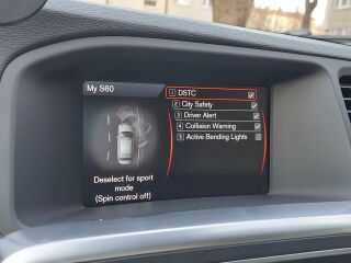 Volvo S60 Momentum R-Design paketiga 2.4 D5 151kW