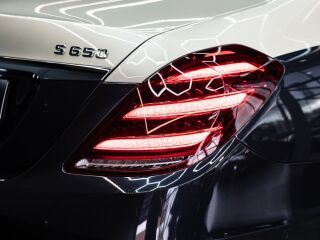 Mercedes-Benz Mercedes-Maybach S650 Two-Tone 6.0 V12 463kW