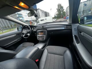 Mercedes-Benz R 350 3.0 195kW