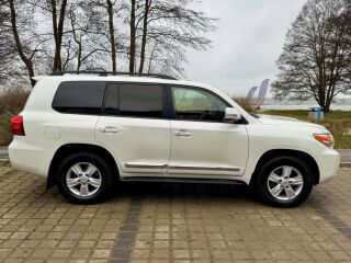 Toyota Land Cruiser V8 Excutive 4.5 V8 200kW