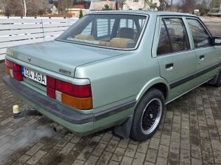 Mazda 626 LX 2.0 66kW