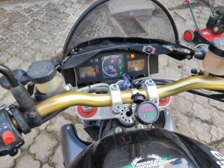 Aprilia RSV 1000 Tuono R V2 92kW