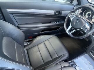 Mercedes-Benz E 250 AMG 2.0 155kW
