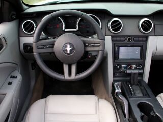 Ford Mustang 4.0 157кВ
