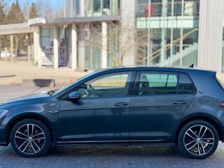 Volkswagen Golf GTE 1.4 110kW