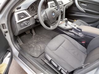 BMW 320 ADVANTAGE NAVI 2.0 R4 140kW