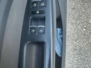 Volkswagen Touran 1.6 77kW