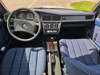 Mercedes-Benz 190 2.0 75kW