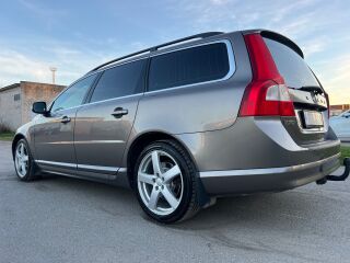 Volvo V70 2.4 129kW