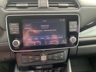 Nissan LEAF N-Connecta 90kW