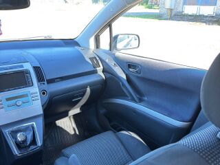 Toyota Corolla Verso 2.2 130kW