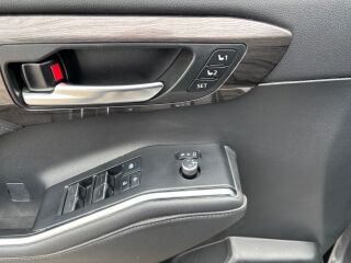 Toyota Highlander 2.5 140кВ