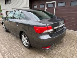 Toyota Avensis Linea Terra 1.6 97kW
