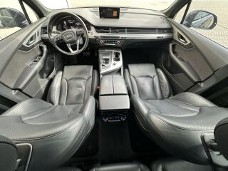 Audi Q7 3x S-line quattro TDI 3.0 S-Line TDI 200кВ