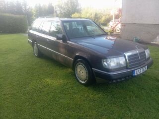 Mercedes-Benz 230 2.3 97kW