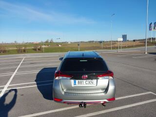 Toyota Auris 1.6 R4 16V 97kW