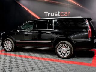 Cadillac Escalade ESV PLATINUM EU 6.2 313kW