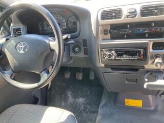 Toyota Hiace 2.5 70kW