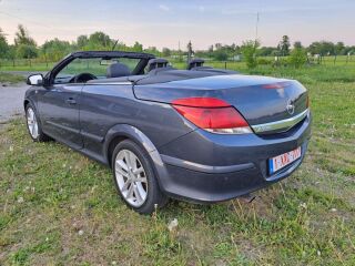 Opel Astra TwinTop COSMO Sportkakett 1.9 CDTI 110kW
