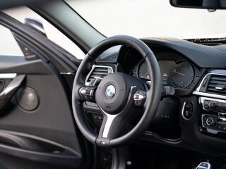 BMW 320 Luxury Line 2.0 120кВ