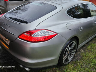 Porsche Panamera 4.8 V8 294kW