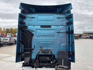 Renault T 460 6x2/4 345kW
