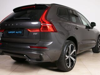 Volvo XC60 AWD ULTIMATE DARK INTELLI SAFE PRO MY24 2.0 B5 KERS Mild Hybrid 184kW