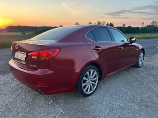 Lexus IS 250 2.5 153kW