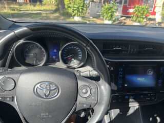 Toyota Auris 1.6 97kW