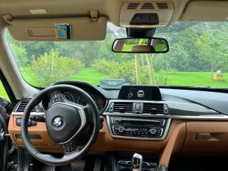BMW 330 GT 3.0 190kW